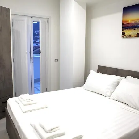 Aparthotel Aretusa Amalfi Coast *
