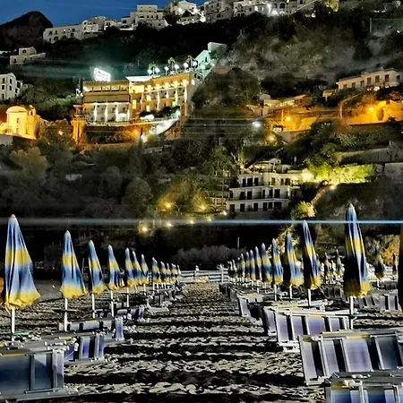 Aretusa Amalfi Coast * Vietri sul Mare