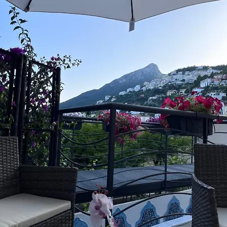 Aparthotel Aretusa Amalfi Coast *