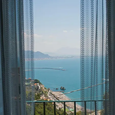 Aretusa Amalfi Coast