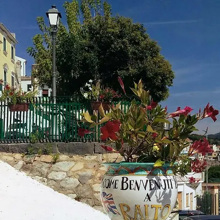 Aretusa Amalfi Coast Vietri