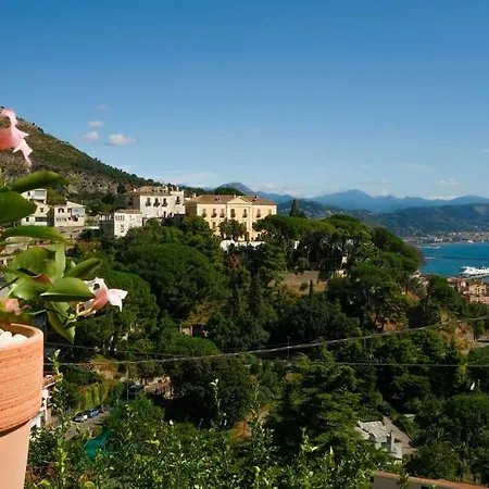 Aretusa Amalfi Coast * Vietri